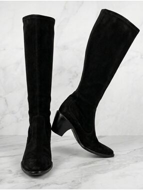 Black Heeled Ankle Boots with Chelsea Design